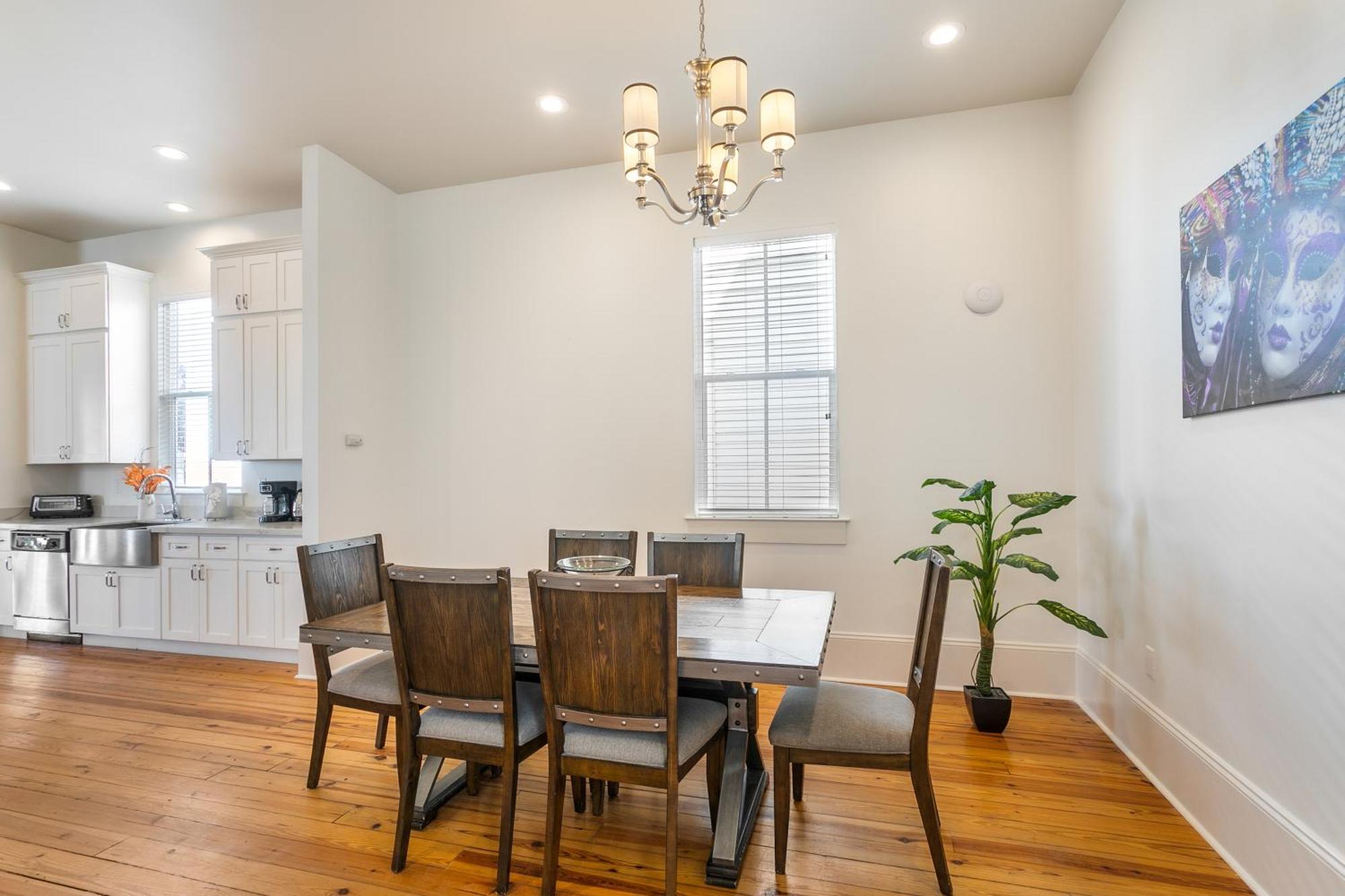 Amazing 3br Off St Charles With Pool *